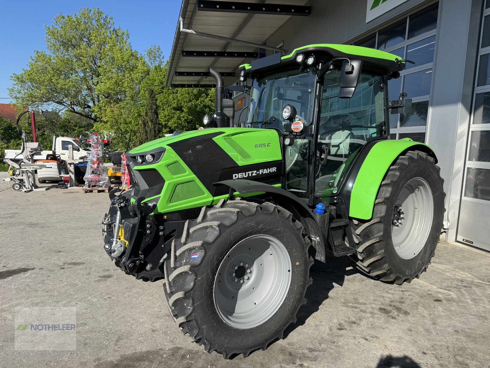 Traktor des Typs Deutz-Fahr 6115 C, Neumaschine in Pforzen (Bild 3)