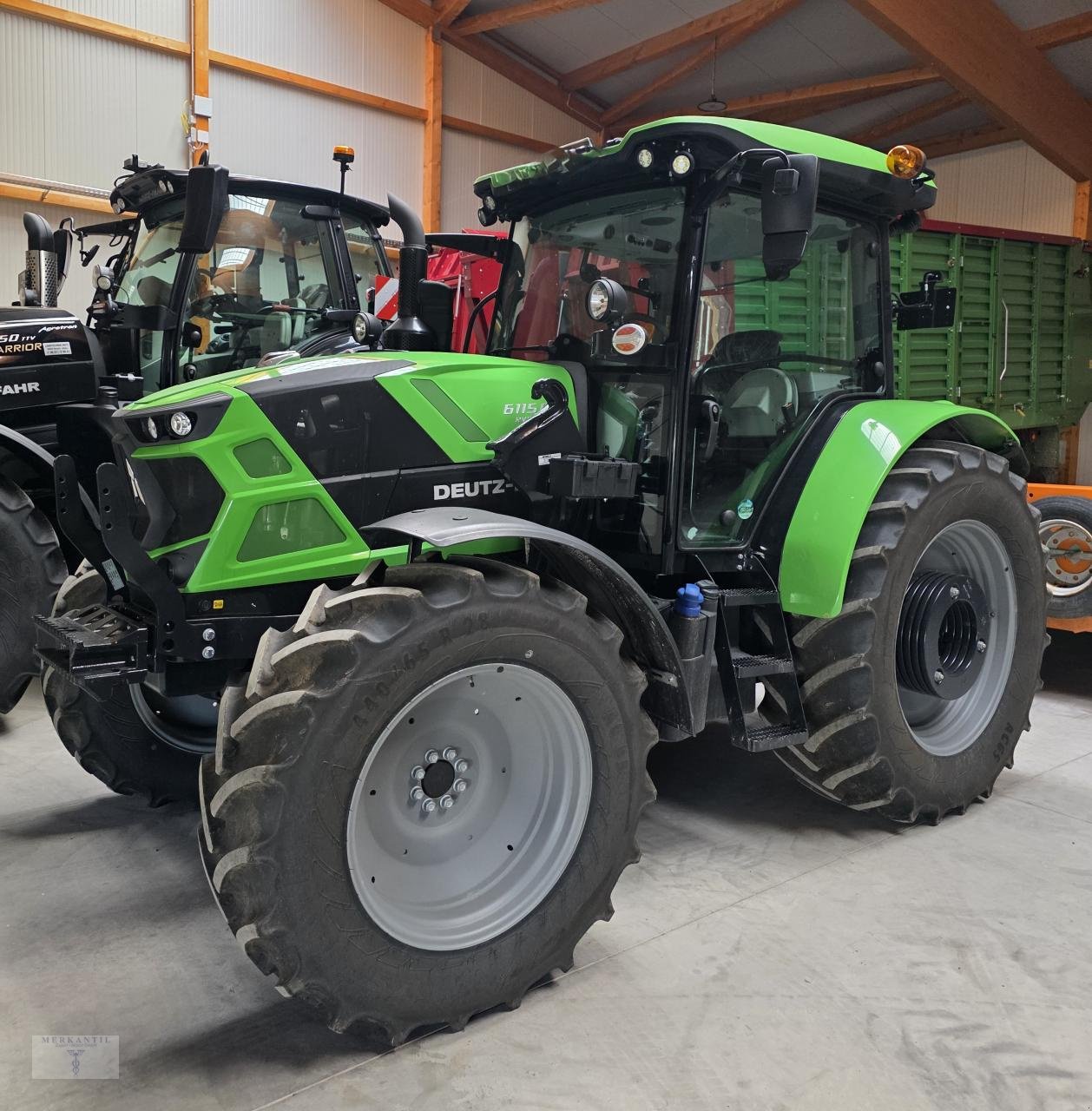 Traktor типа Deutz-Fahr 6115 RC Shift, Gebrauchtmaschine в Pragsdorf (Фотография 1)