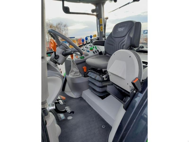 Traktor del tipo Deutz-Fahr 6115C, Gebrauchtmaschine In ANTIGNY (Immagine 11)