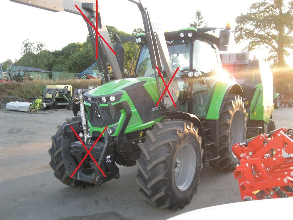 Traktor des Typs Deutz-Fahr 6120 PS T4F, Gebrauchtmaschine in BRECE (Bild 2)