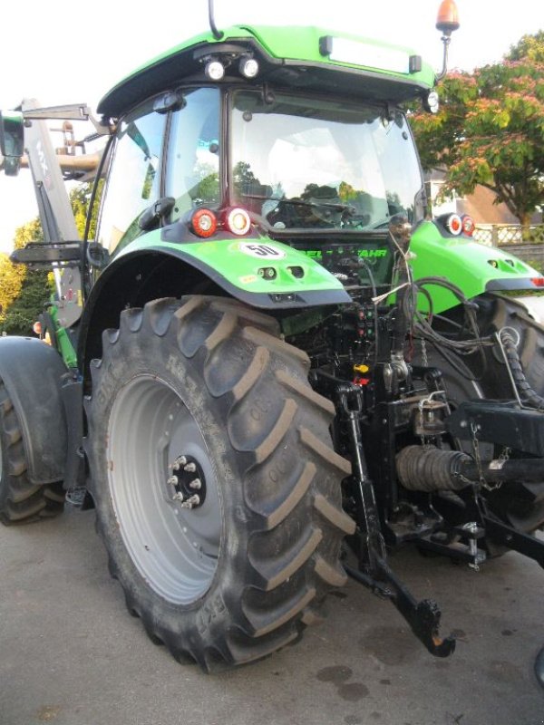 Traktor des Typs Deutz-Fahr 6120 PS T4F, Gebrauchtmaschine in BRECE (Bild 4)