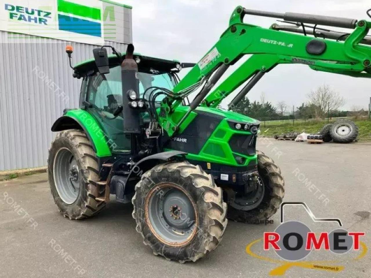 Traktor типа Deutz-Fahr 6120 ttv, Gebrauchtmaschine в GENNES-SUR-GLAIZE (Фотография 1)