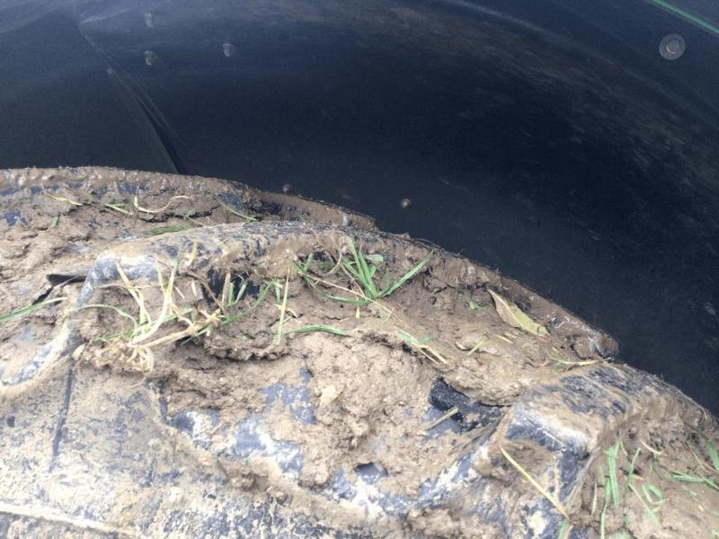 Traktor del tipo Deutz-Fahr 6120, Gebrauchtmaschine en ESCAUDOEUVRES (Imagen 11)