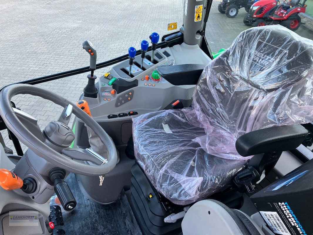 Traktor Türe ait Deutz-Fahr 6125 C MY 2025, Neumaschine içinde Aurich (resim 16)