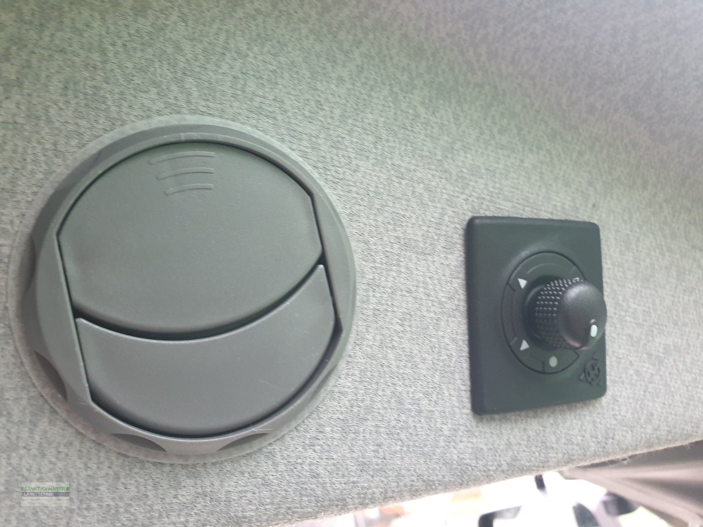 Traktor του τύπου Deutz-Fahr 6125 C Powershift -Aktionspreis-, Neumaschine σε Diessen (Φωτογραφία 20)