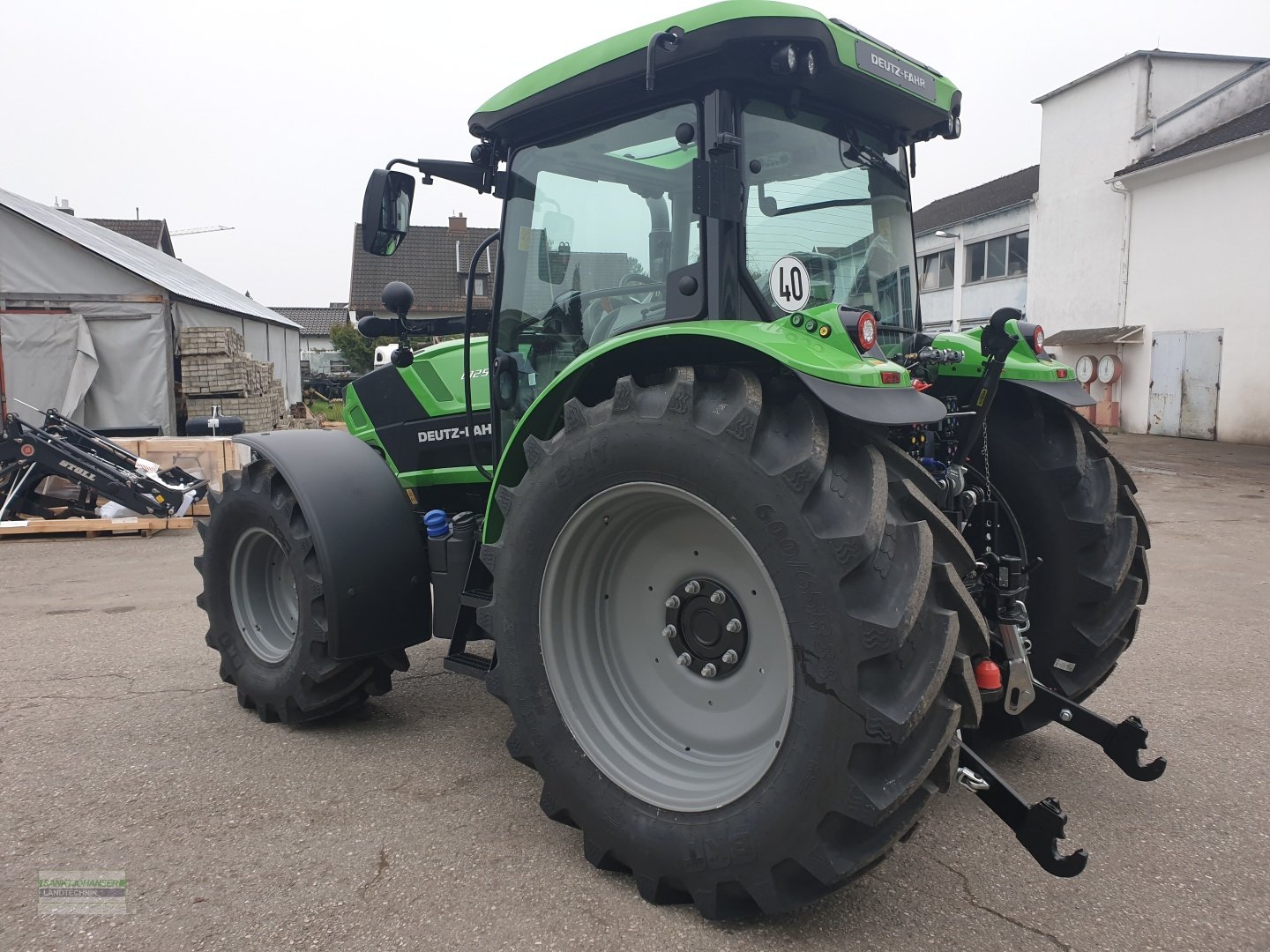 Traktor typu Deutz-Fahr 6125 C Powershift -Aktionspreis-, Neumaschine w Diessen (Zdjęcie 7)