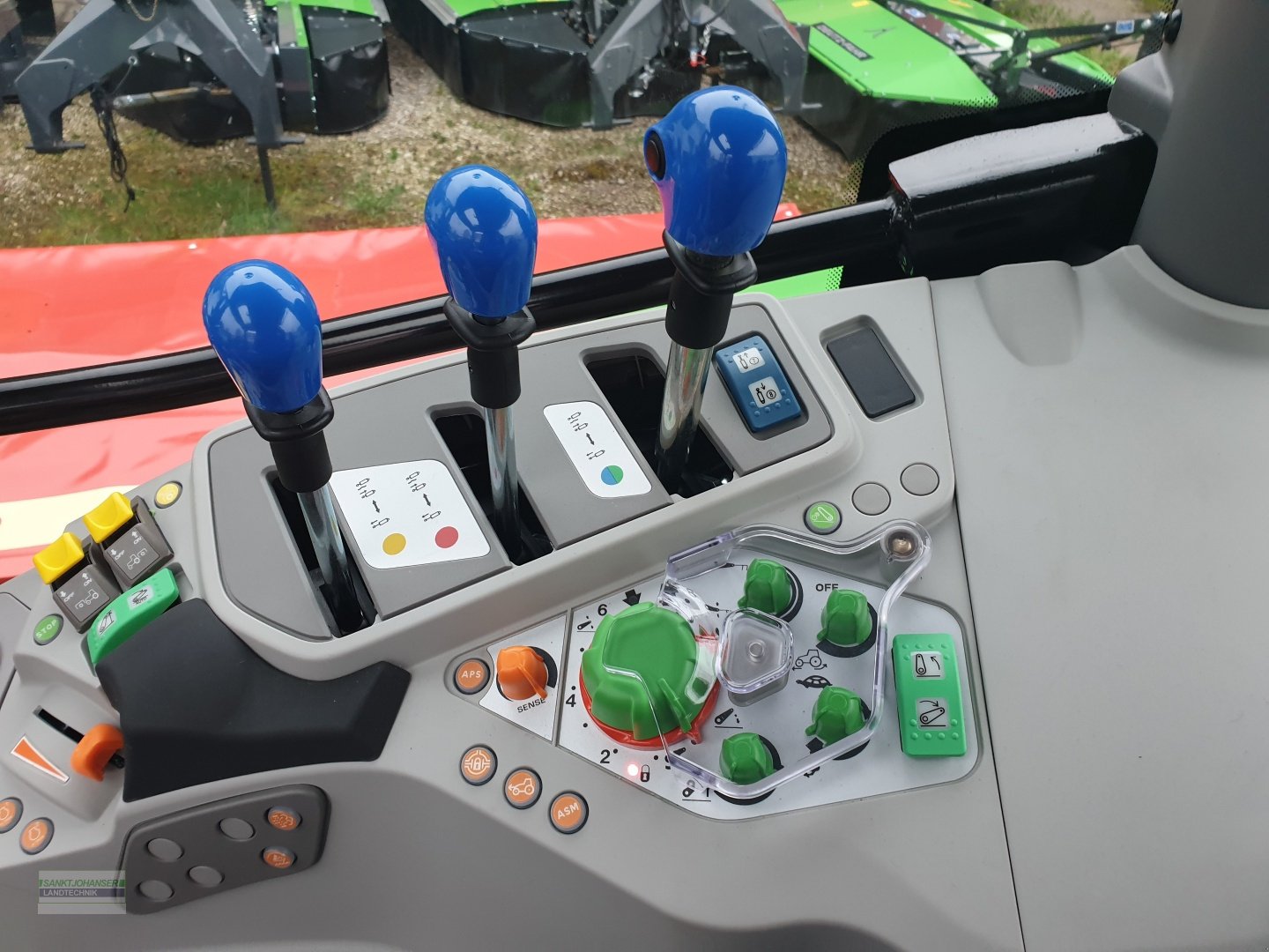 Traktor typu Deutz-Fahr 6125 C Powershift -Aktionspreis-, Neumaschine w Diessen (Zdjęcie 14)