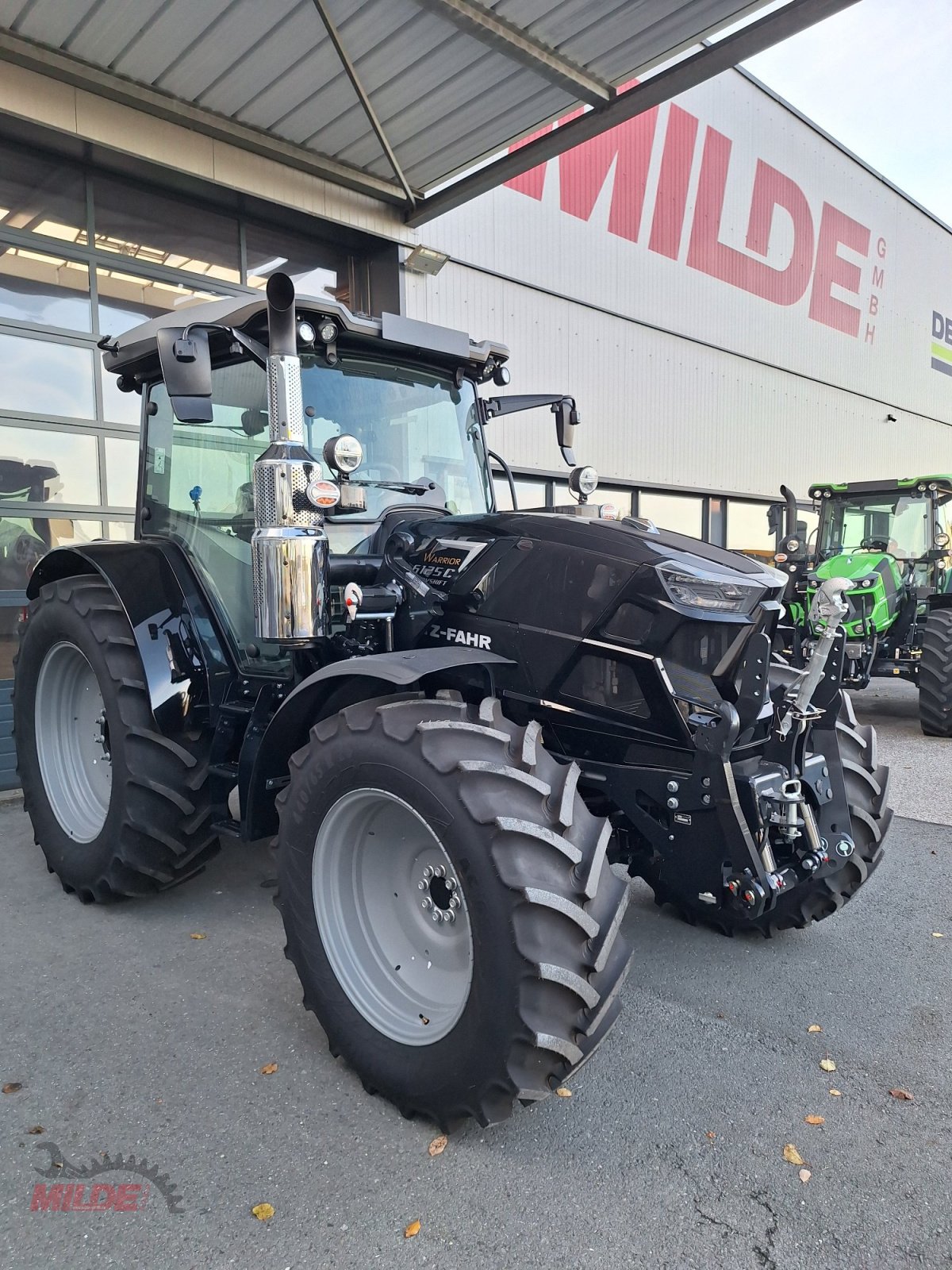 Traktor typu Deutz-Fahr 6125 C RV Shift "Warrior Schwarz", Neumaschine v Creußen (Obrázek 3)