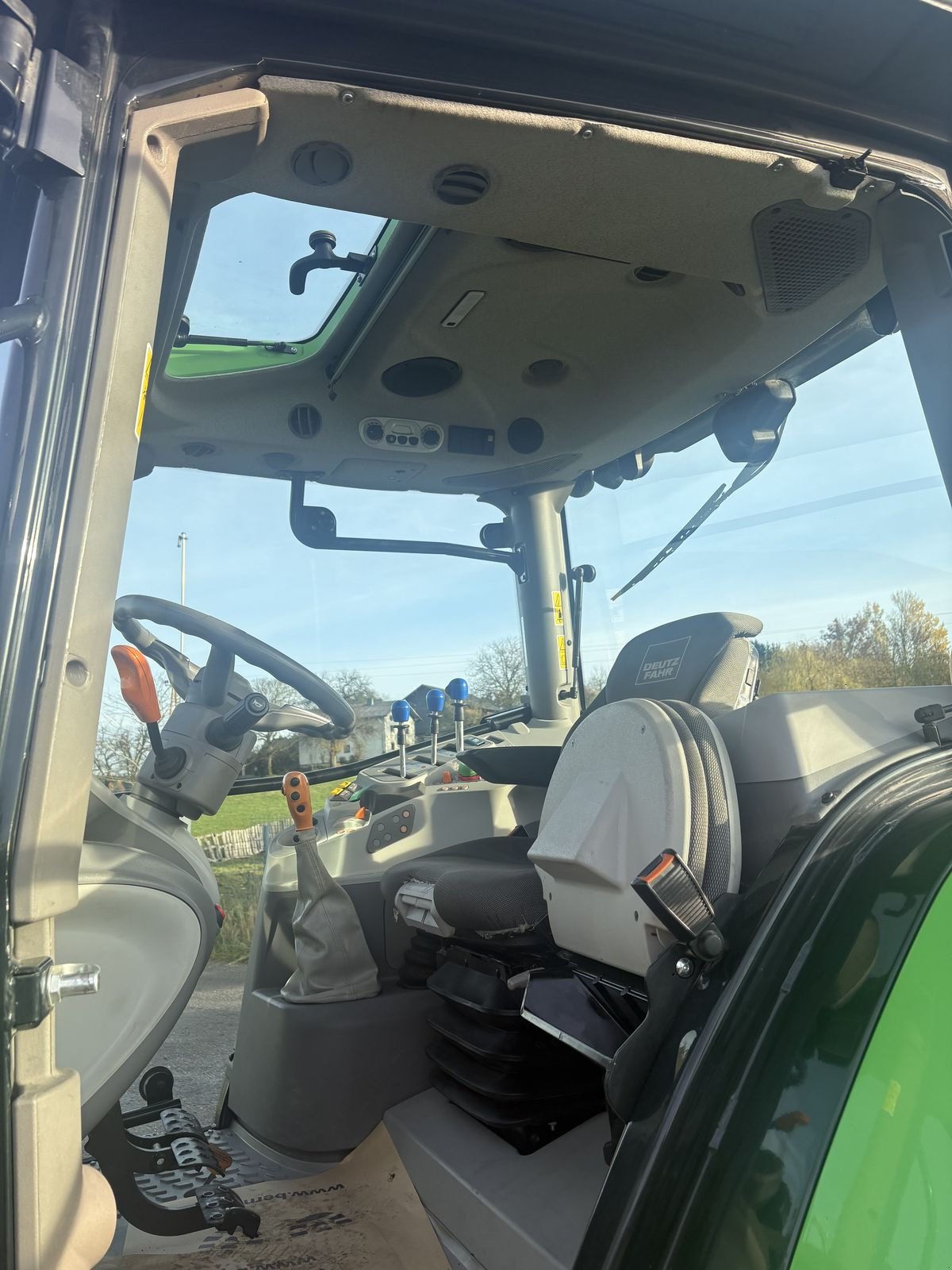 Traktor of the type Deutz-Fahr 6125 C RVSHIFT, Gebrauchtmaschine in Pischelsdorf am Engelbach (Picture 10)