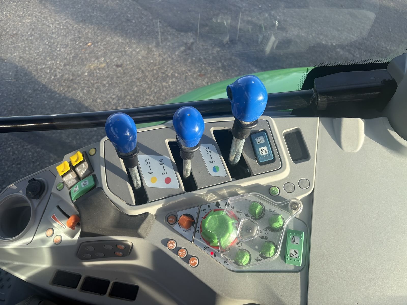 Traktor of the type Deutz-Fahr 6125 C RVSHIFT, Gebrauchtmaschine in Pischelsdorf am Engelbach (Picture 11)