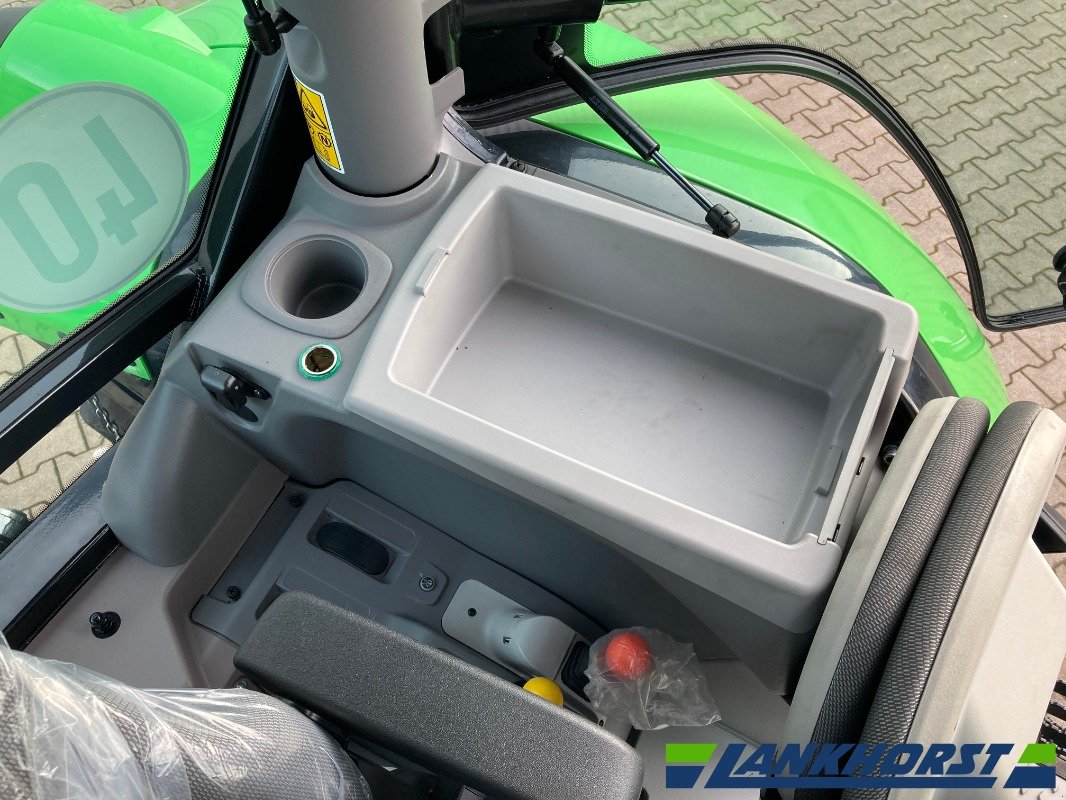 Traktor of the type Deutz-Fahr 6125 C RVSHIFT, Neumaschine in Emsbüren (Picture 17)