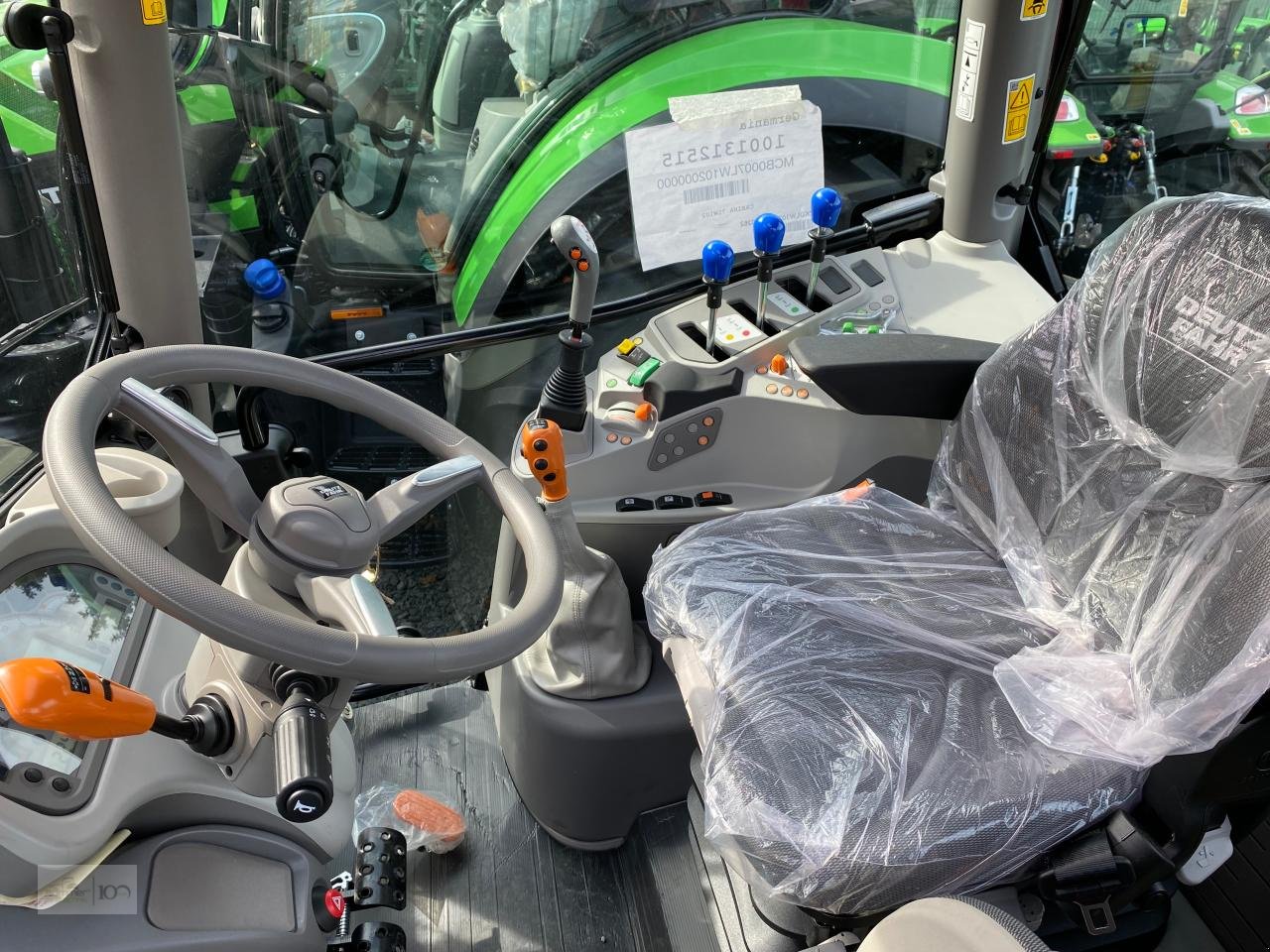 Traktor типа Deutz-Fahr 6125 C STAGE V, Neumaschine в Eslohe–Bremke (Фотография 4)