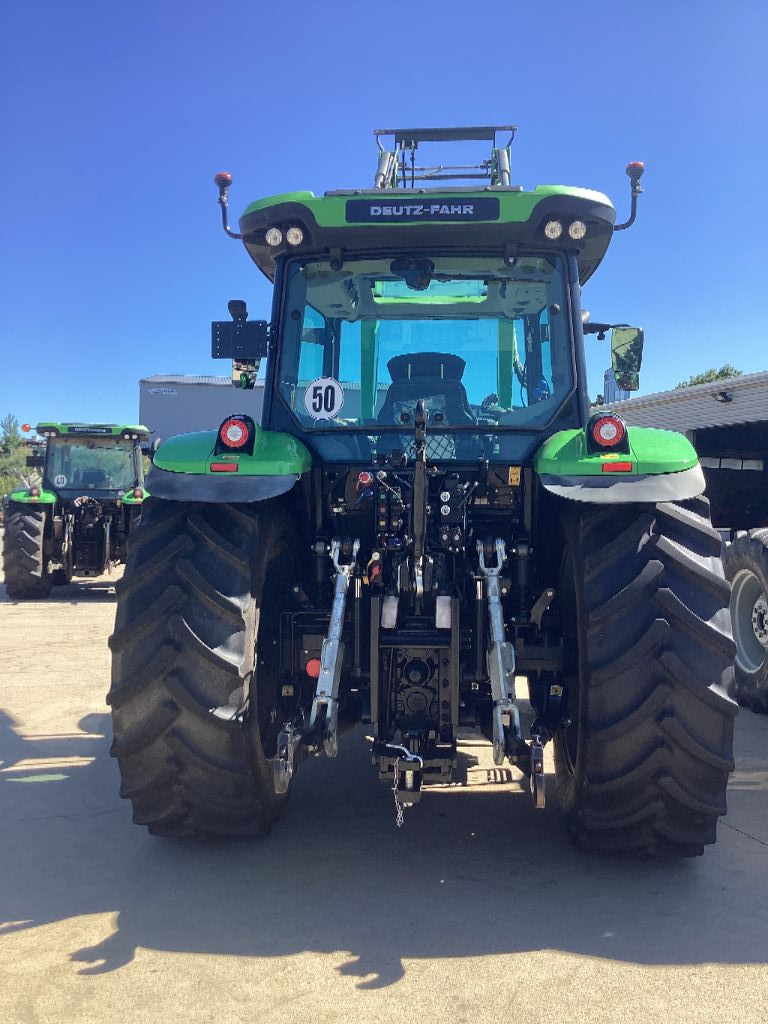 Traktor типа Deutz-Fahr 6125 C TTV, Gebrauchtmaschine в ST FLOUR (Фотография 4)