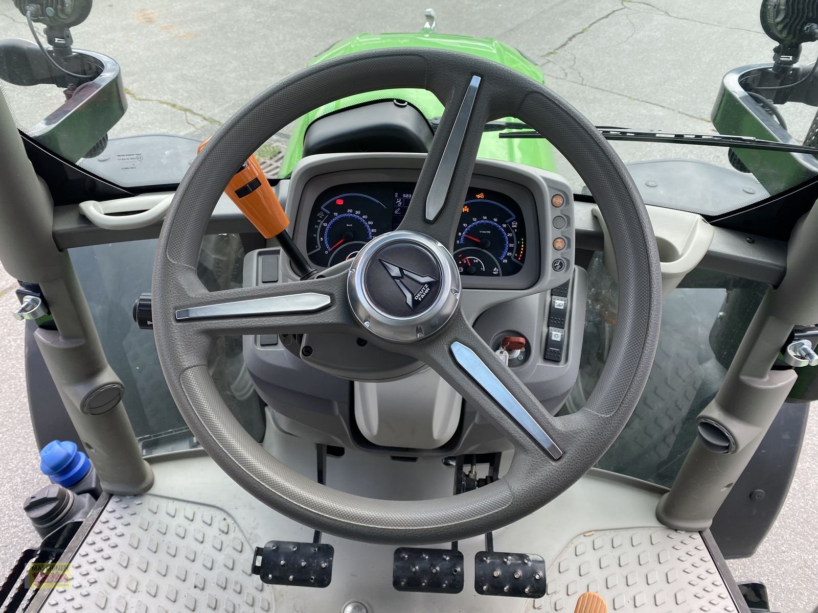 Traktor typu Deutz-Fahr 6125 C TTV, Vorführmaschine v Kötschach (Obrázek 16)