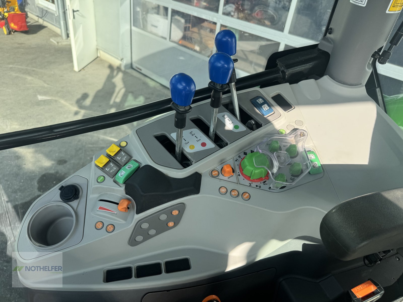 Traktor del tipo Deutz-Fahr 6125 C, Gebrauchtmaschine In Pforzen (Immagine 16)