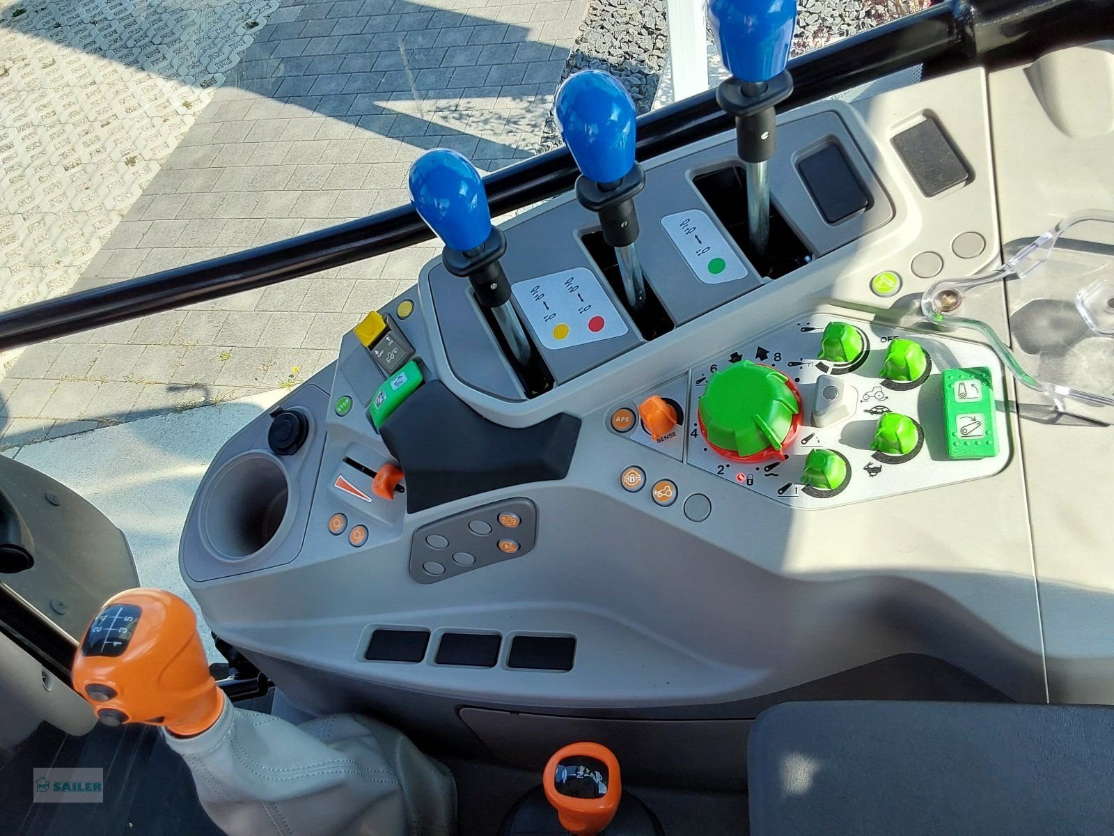 Traktor typu Deutz-Fahr 6125C Agrotron Warrior, Neumaschine v Landsberg (Obrázek 12)