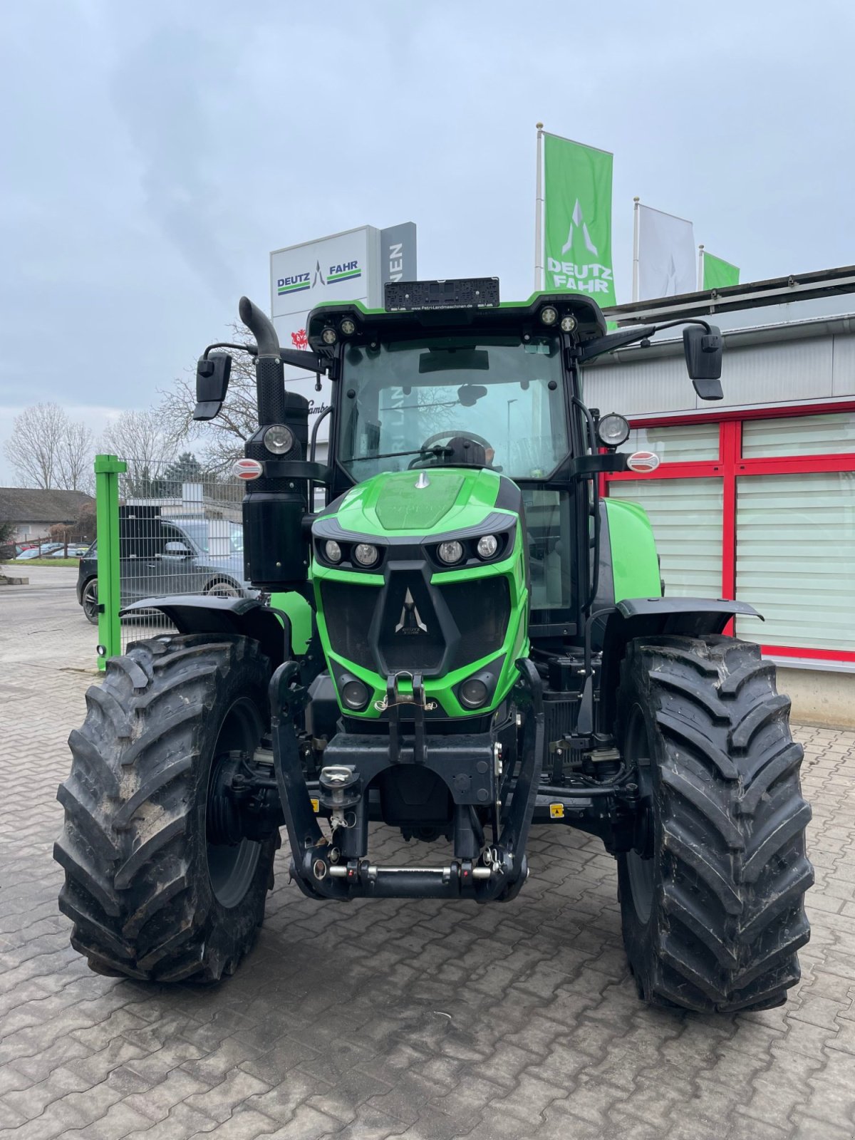 Traktor типа Deutz-Fahr 6125C RV Shift, Gebrauchtmaschine в Dannstadt-Schauernheim (Фотография 2)