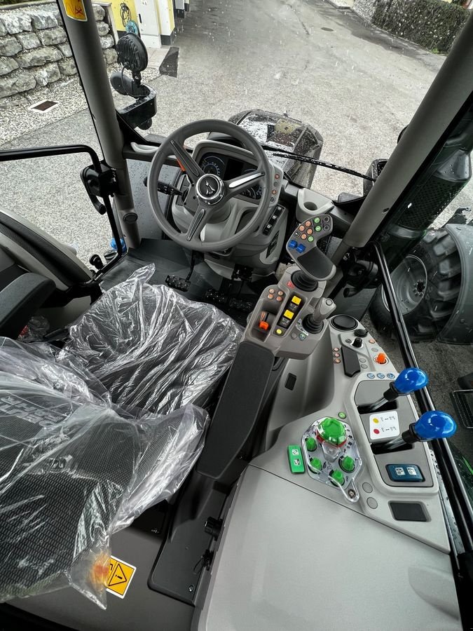 Traktor a típus Deutz-Fahr 6125C TTV Warrior, Neumaschine ekkor: Pischelsdorf (Kép 8)