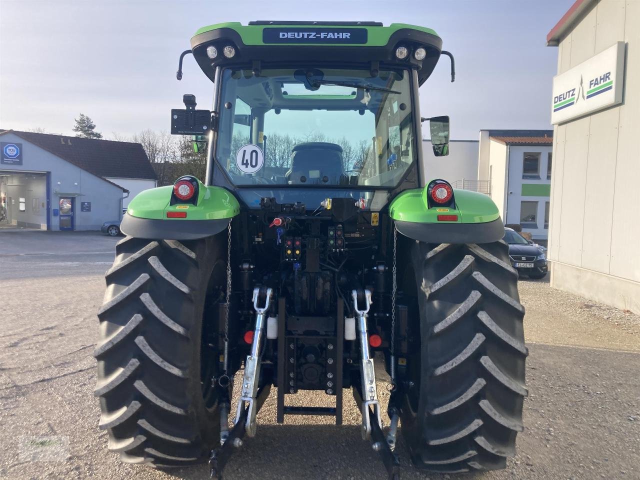 Traktor typu Deutz-Fahr 6125C TTV, Gebrauchtmaschine w Beilngries (Zdjęcie 7)
