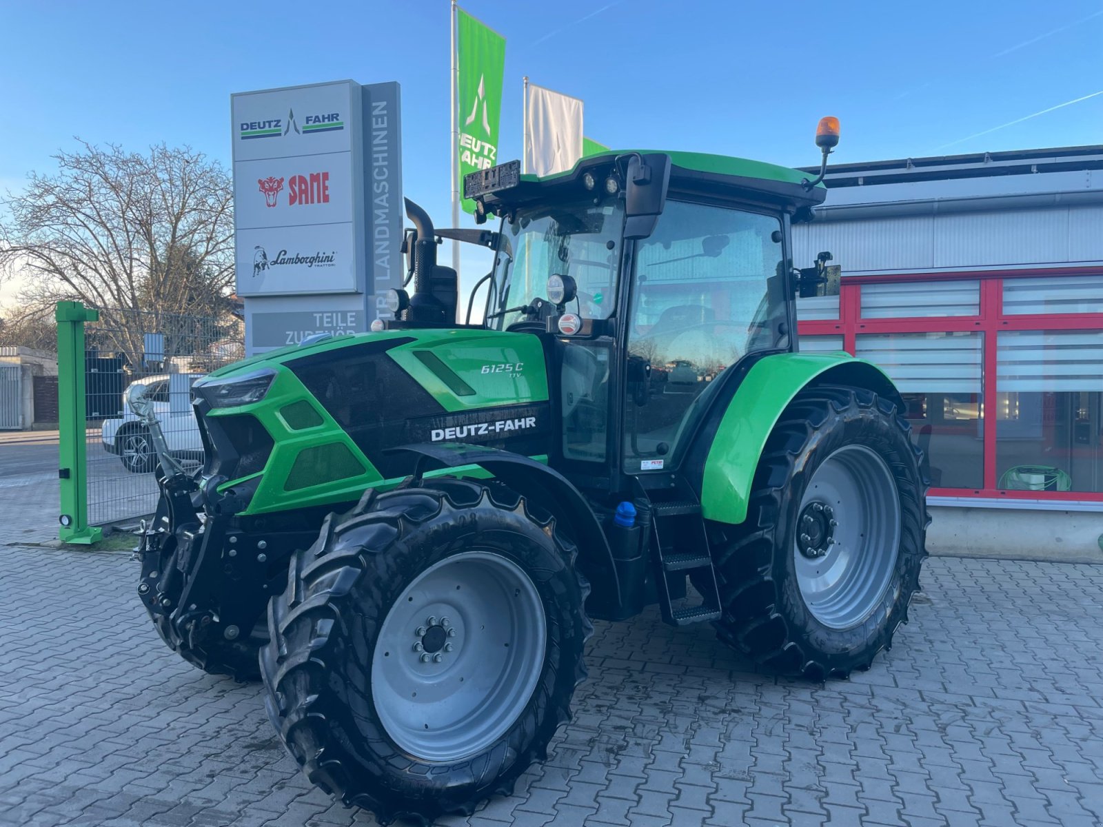 Traktor του τύπου Deutz-Fahr 6125C TTV, Gebrauchtmaschine σε Dannstadt-Schauernheim (Φωτογραφία 1)