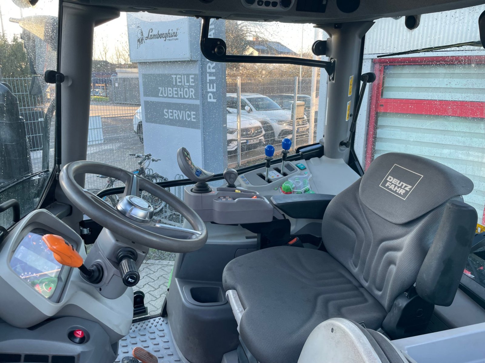 Traktor του τύπου Deutz-Fahr 6125C TTV, Gebrauchtmaschine σε Dannstadt-Schauernheim (Φωτογραφία 7)