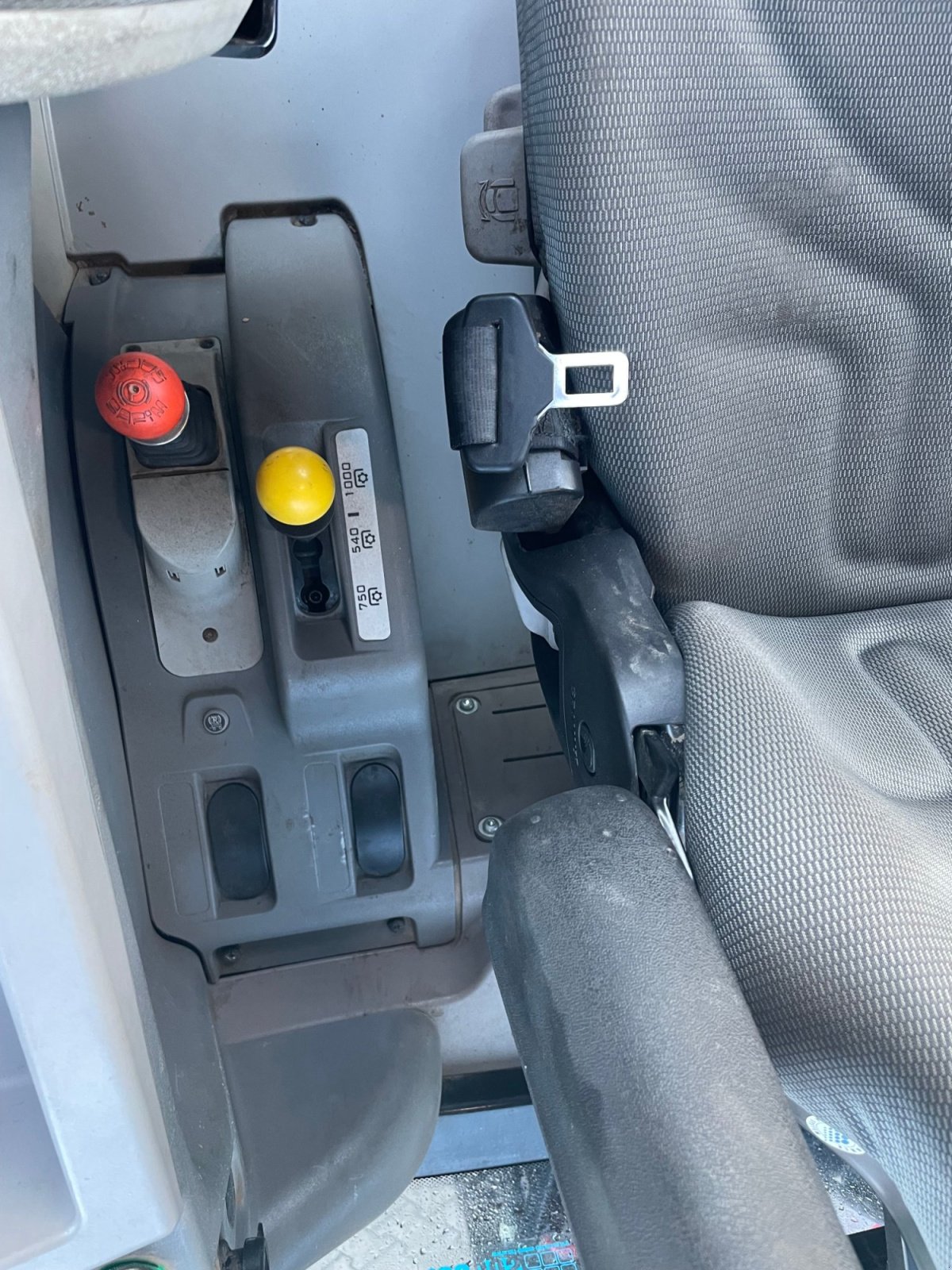 Traktor του τύπου Deutz-Fahr 6125C TTV, Gebrauchtmaschine σε Dannstadt-Schauernheim (Φωτογραφία 8)