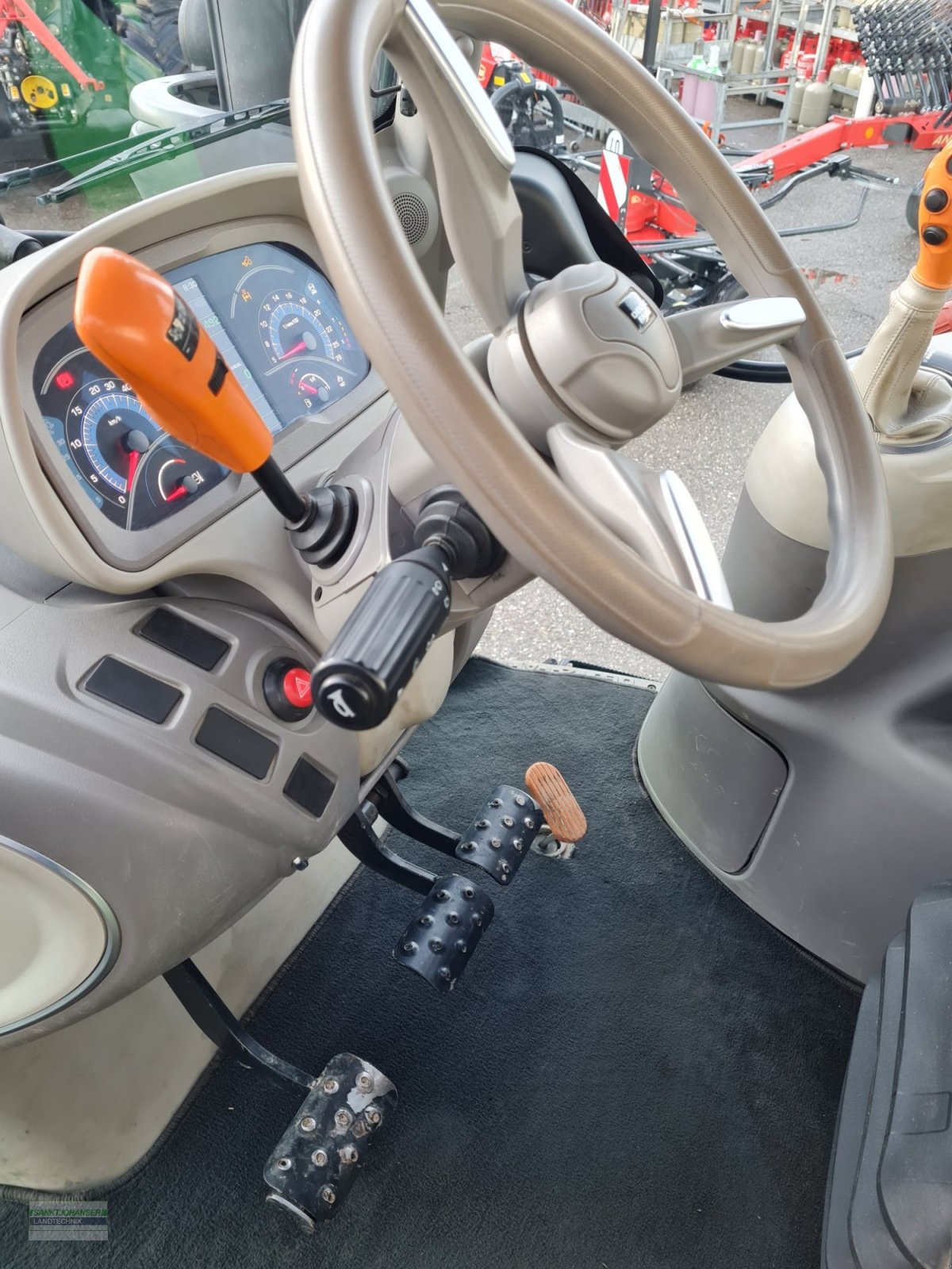 Traktor des Typs Deutz-Fahr 6130 Powershift, Gebrauchtmaschine in Diessen (Bild 13)