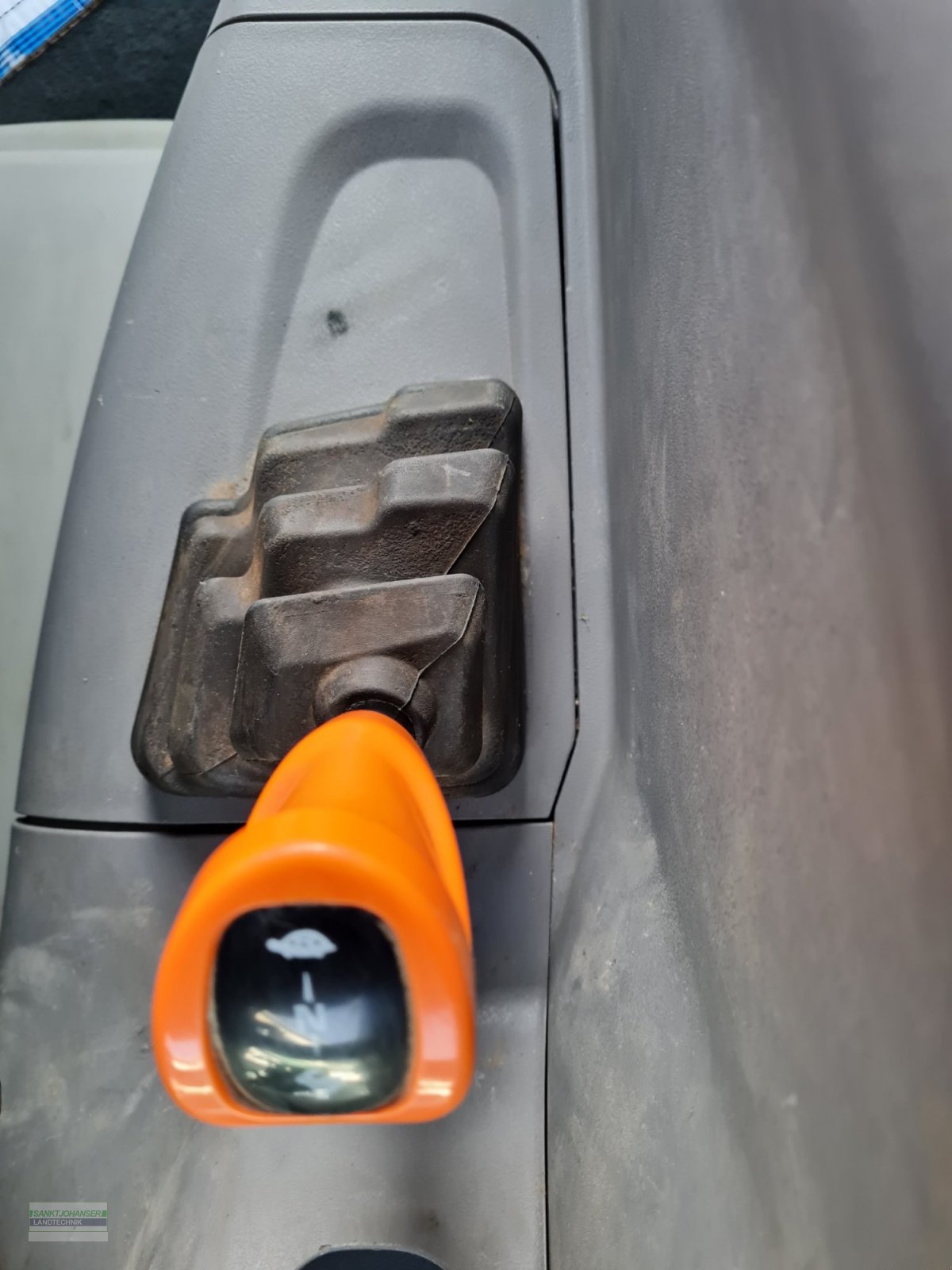 Traktor des Typs Deutz-Fahr 6130 Powershift, Gebrauchtmaschine in Diessen (Bild 16)