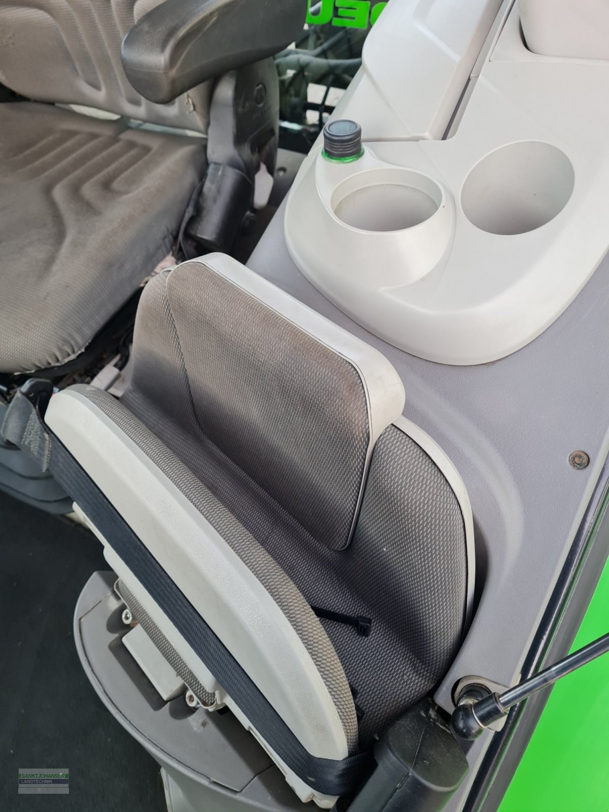 Traktor des Typs Deutz-Fahr 6130 Powershift, Gebrauchtmaschine in Diessen (Bild 22)