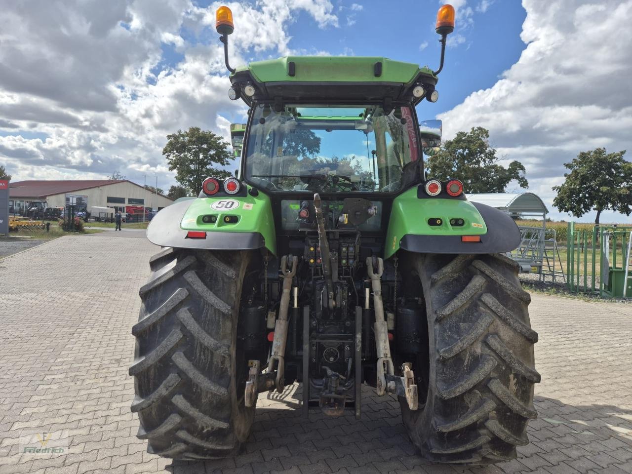 Traktor типа Deutz-Fahr 6130 TTV, Gebrauchtmaschine в Bad Lausick (Фотография 5)