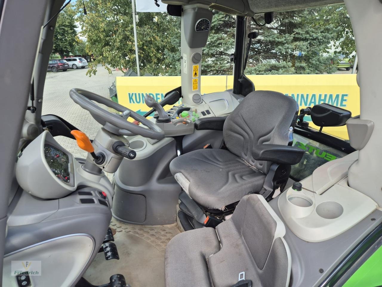 Traktor типа Deutz-Fahr 6130 TTV, Gebrauchtmaschine в Bad Lausick (Фотография 6)