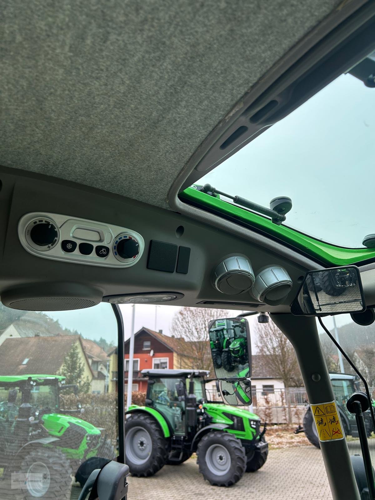 Traktor типа Deutz-Fahr 6130, Gebrauchtmaschine в Treuchtlingen (Фотография 12)