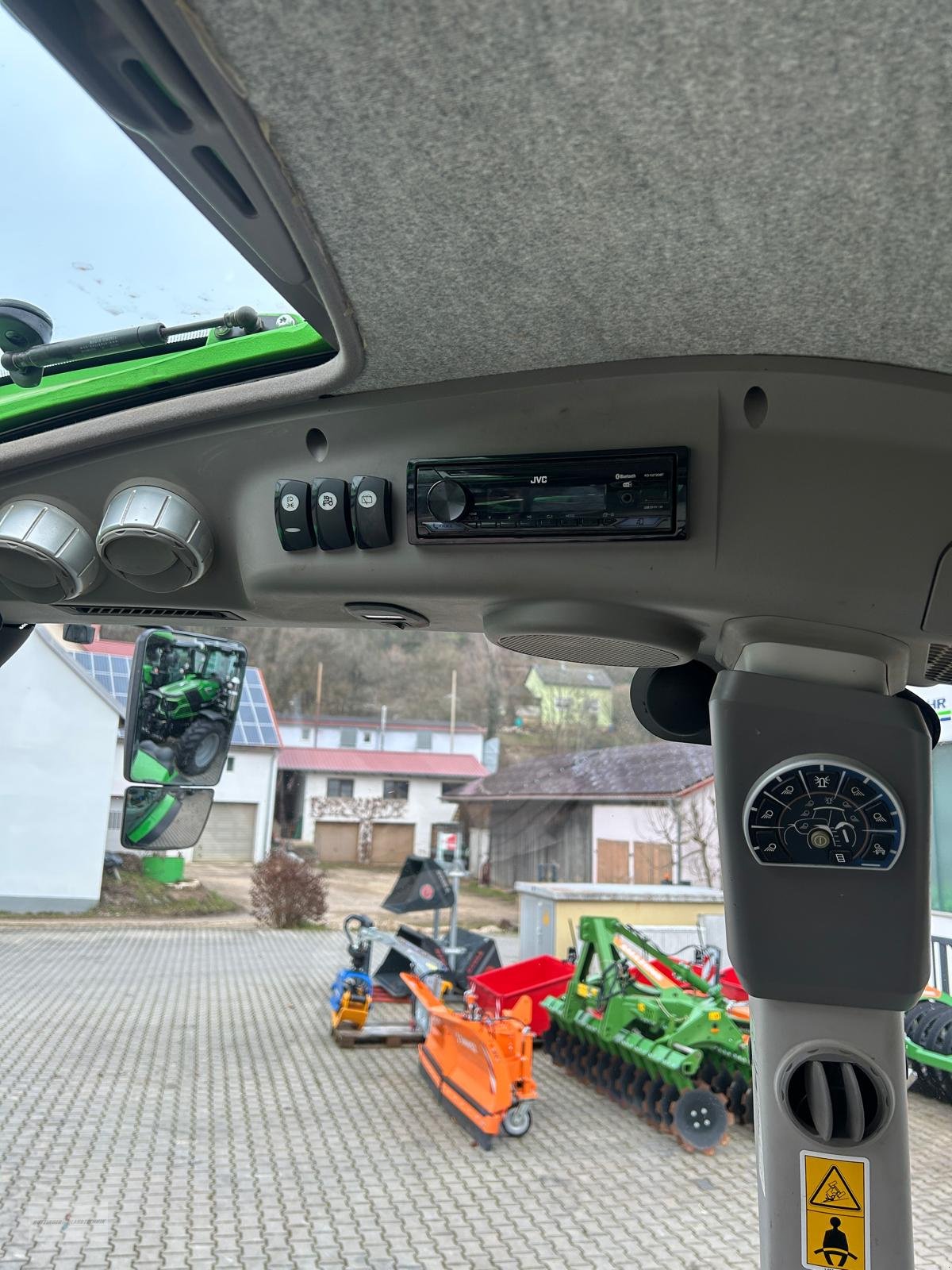 Traktor типа Deutz-Fahr 6130, Gebrauchtmaschine в Treuchtlingen (Фотография 13)