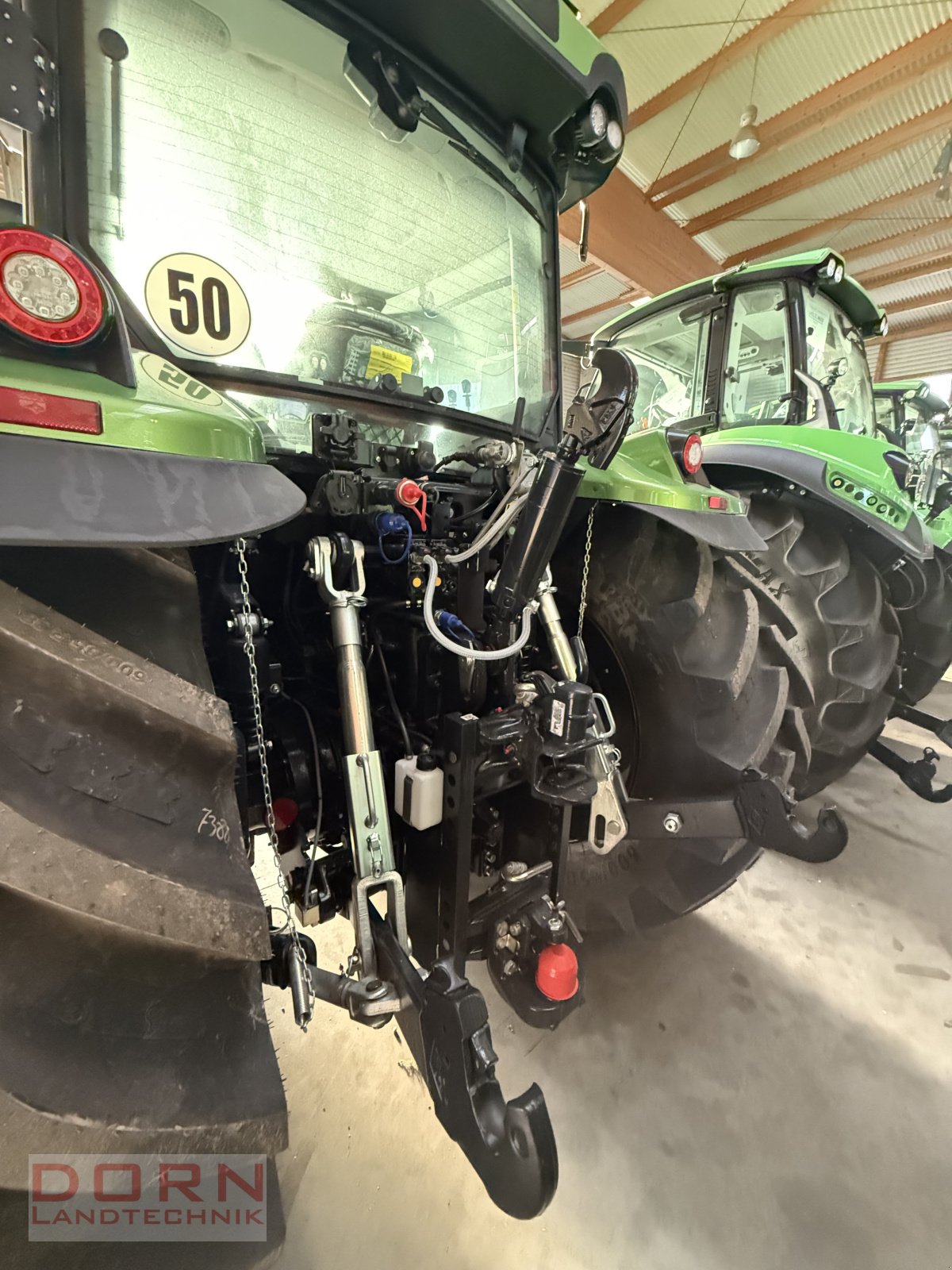 Traktor του τύπου Deutz-Fahr 6135 c TTV Aktion Java Grün, Neumaschine σε Bruckberg (Φωτογραφία 4)