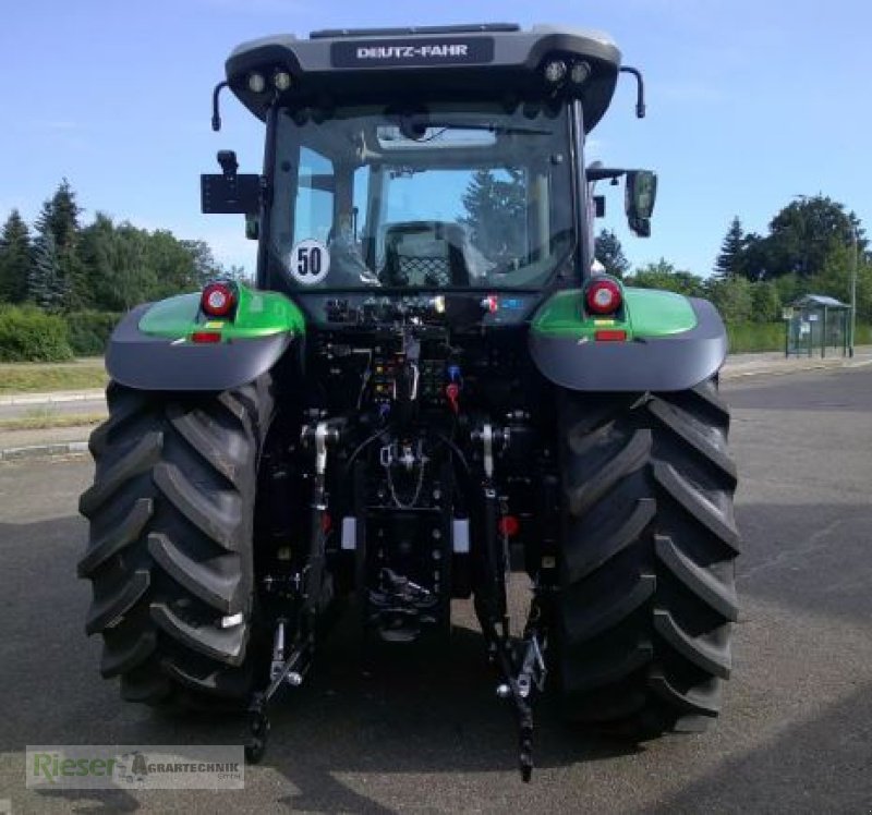 Traktor des Typs Deutz-Fahr 6135 C TTV  "Frontladerschwinge Aktion kostenlos", Neumaschine in Nördlingen (Bild 5)