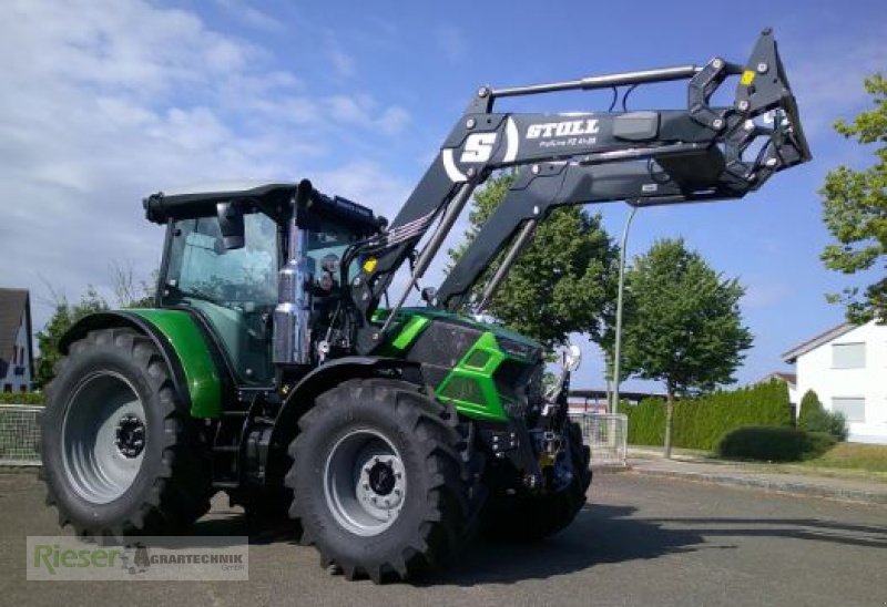 Traktor typu Deutz-Fahr 6135 C TTV, -JAVA-grün, Frontladerschwinge Stoll und FZ kostenlos, Aktionsschlepper, Neumaschine v Nördlingen (Obrázek 1)