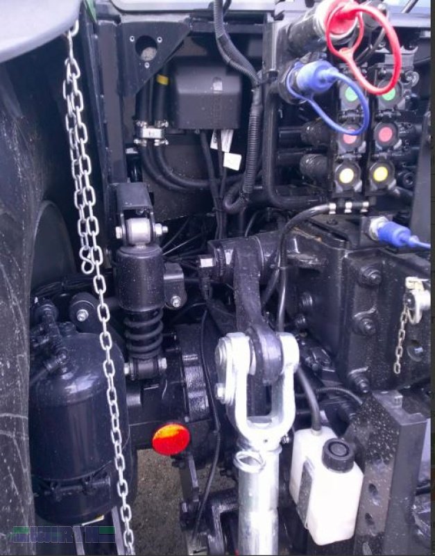 Traktor типа Deutz-Fahr 6135 C TTV, jung gebraucht, Dez-Aktion RTK kostenlos, automatische. höhenverstellbare Anhängekupplung D 38,, Neumaschine в Buchdorf (Фотография 6)