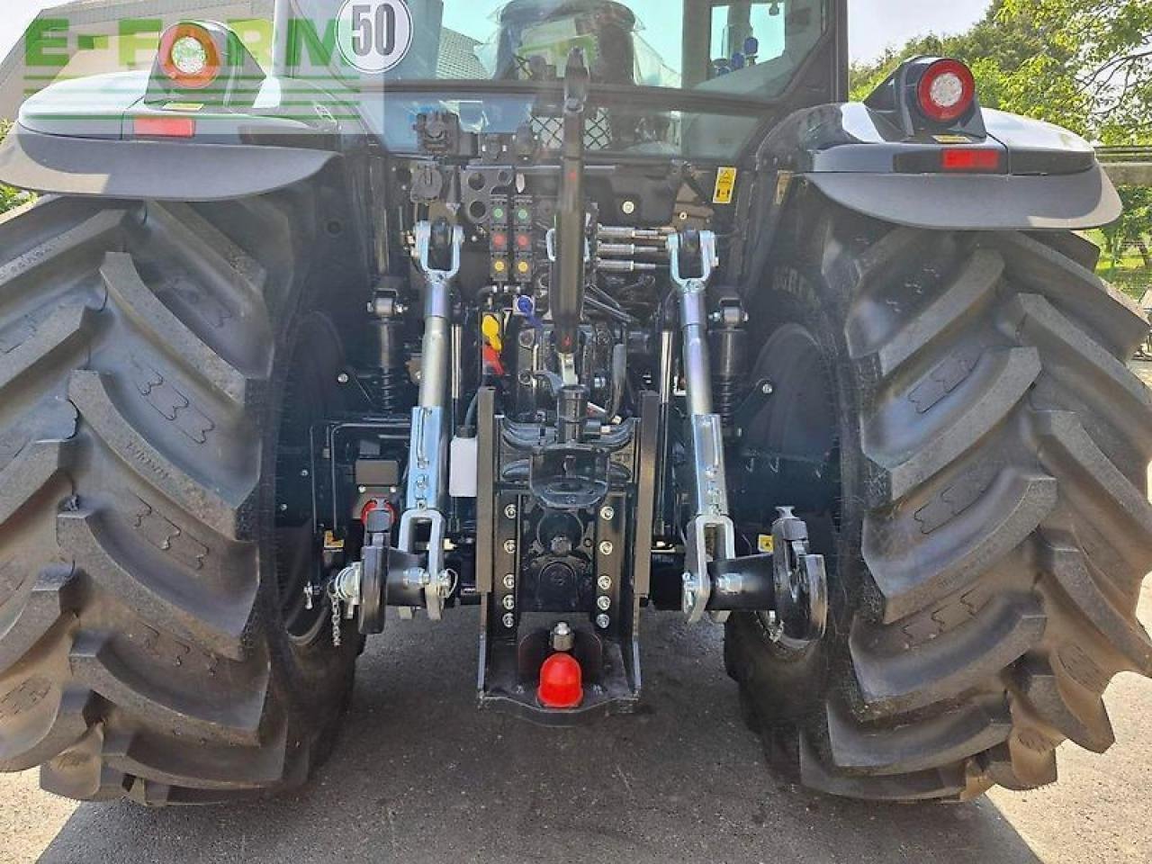 Traktor tip Deutz-Fahr 6135 c ttv TTV, Gebrauchtmaschine in SV. TROJIC (Poză 9)