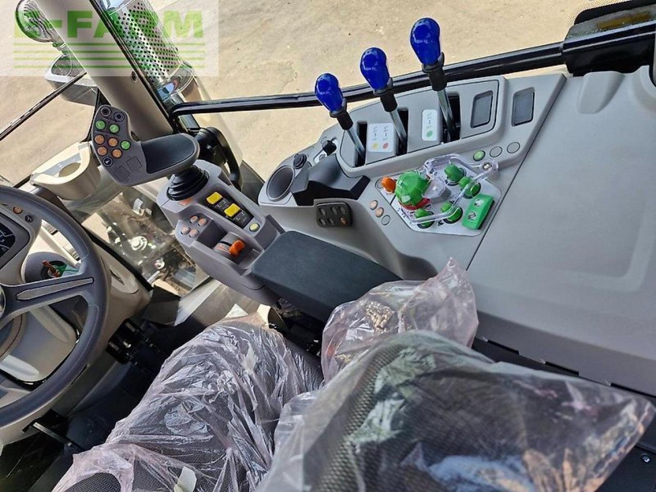 Traktor tip Deutz-Fahr 6135 c ttv TTV, Gebrauchtmaschine in SV. TROJIC (Poză 11)