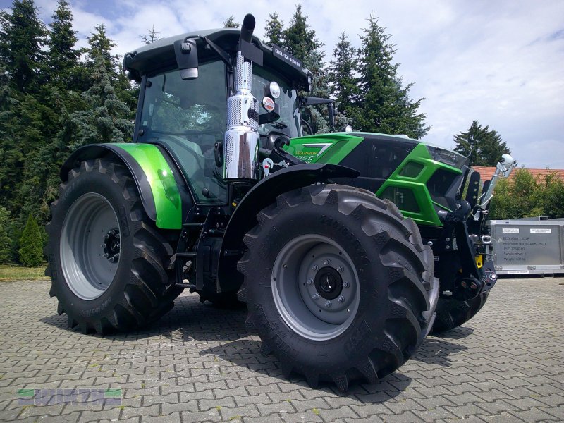 Traktor del tipo Deutz-Fahr 6135 C TTV, Warrior Java grün, auf Wunsch Frontladerschwinge kostenlos, Neumaschine en Buchdorf (Imagen 1)