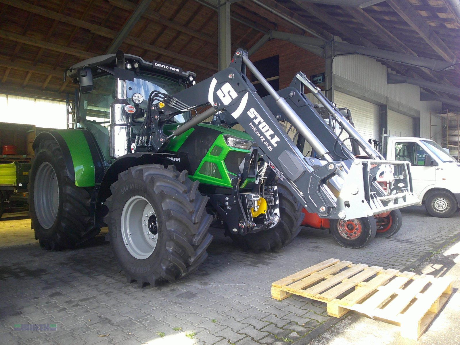 Traktor van het type Deutz-Fahr 6135 C TTV "Warrior Java grün" Frontlader 1,00 Euro, Neumaschine in Buchdorf (Foto 25)