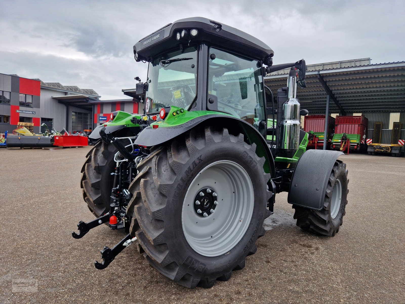 Traktor типа Deutz-Fahr 6135 C TTV, Neumaschine в Altusried-Kimratshofen (Фотография 7)