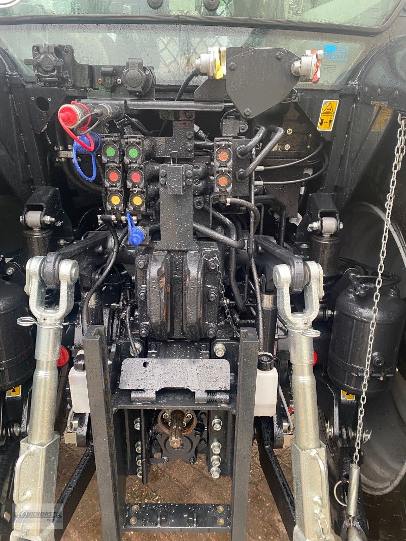 Traktor типа Deutz-Fahr 6135 C TTV, Gebrauchtmaschine в Aurich (Фотография 10)