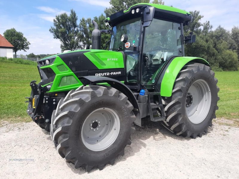 Traktor des Typs Deutz-Fahr 6135 C TTV, Neumaschine in Unterdietfurt