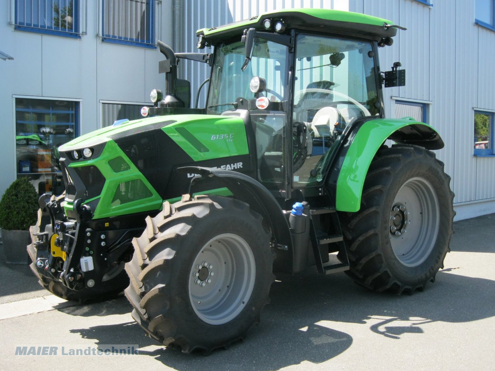 Traktor от тип Deutz-Fahr 6135 C TTV, Neumaschine в Dieterskirchen (Снимка 3)