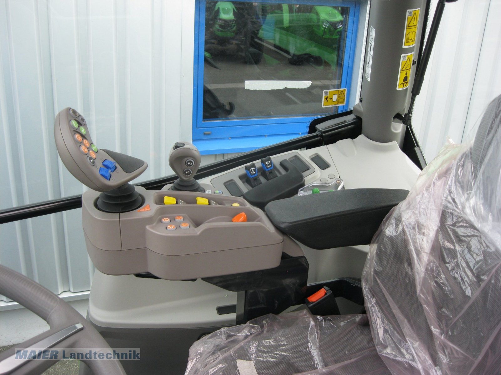 Traktor от тип Deutz-Fahr 6135 C TTV, Neumaschine в Dieterskirchen (Снимка 11)