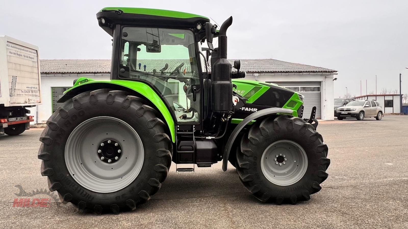 Traktor des Typs Deutz-Fahr 6135 C TTV, Gebrauchtmaschine in Elsteraue-Bornitz (Bild 8)