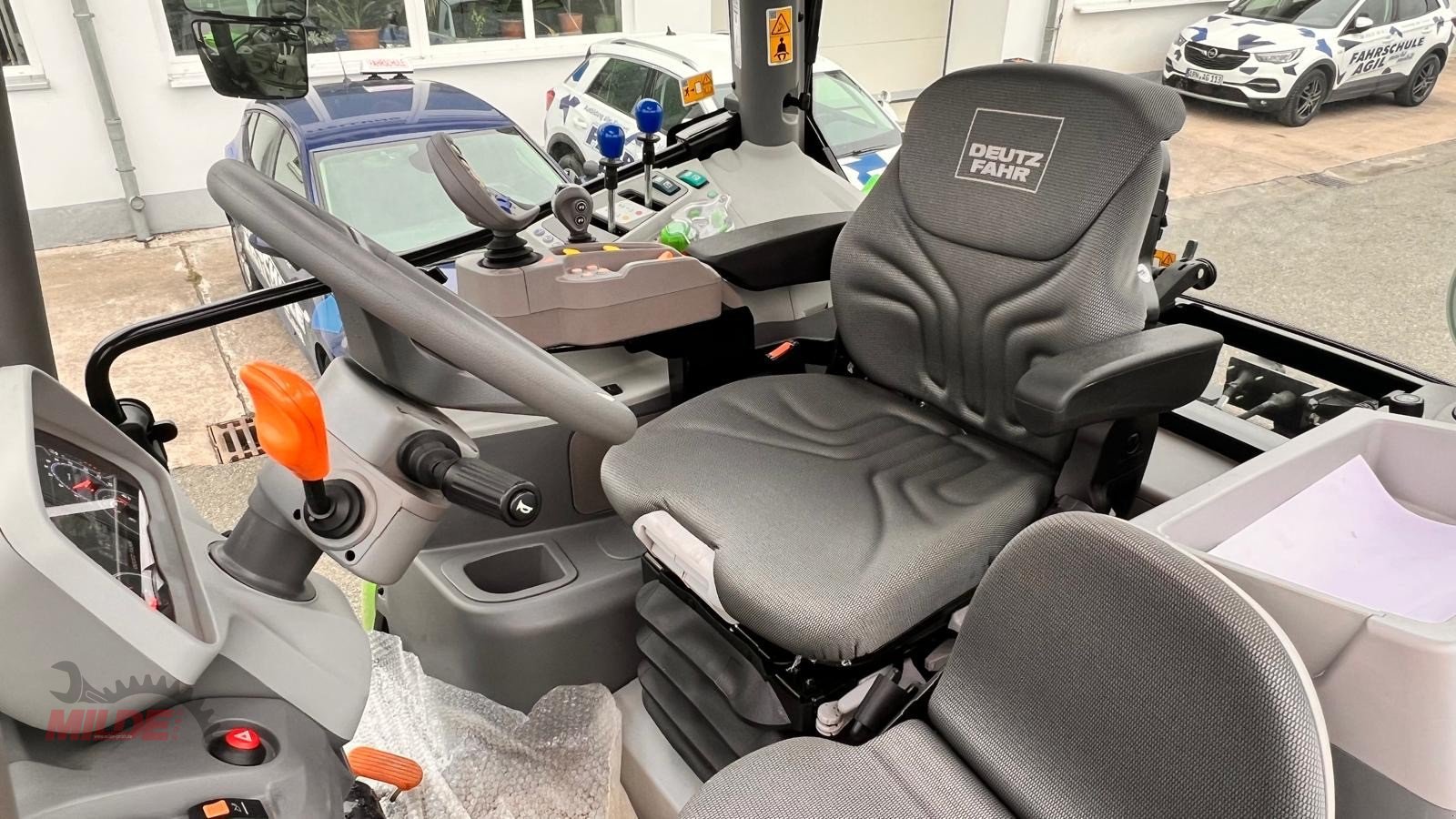 Traktor des Typs Deutz-Fahr 6135 C TTV, Gebrauchtmaschine in Elsteraue-Bornitz (Bild 11)