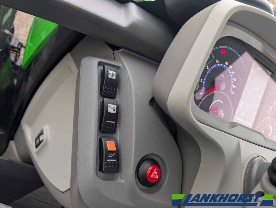 Traktor of the type Deutz-Fahr 6135 C TTV, Neumaschine in Neuenhaus (Picture 23)