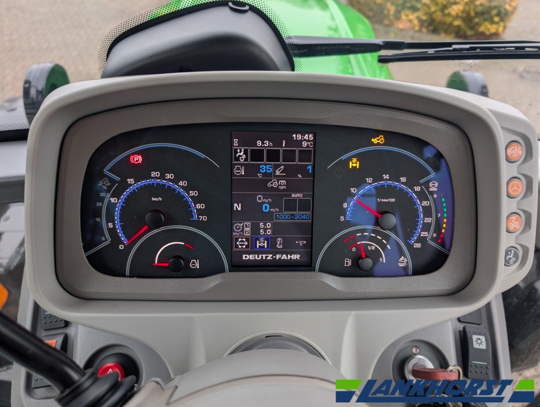 Traktor of the type Deutz-Fahr 6135 C TTV, Neumaschine in Neuenhaus (Picture 25)